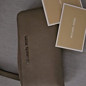 MICHAEL KORS WALLET